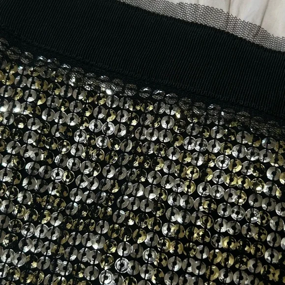 Bcbg MazAxria black and white pleated cuffs long sleeves dress Size 4 - Picture 10 of 17